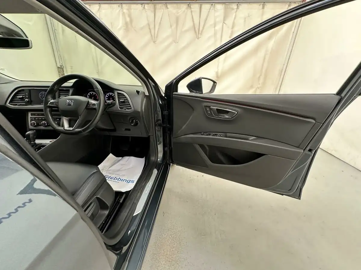 2019-seat-leon-20-tsi-xcellence-lux-hatchback-big-8