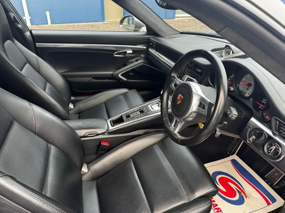 2014-porsche-911-38-carrera-4-s-coupe-pdk-big-10