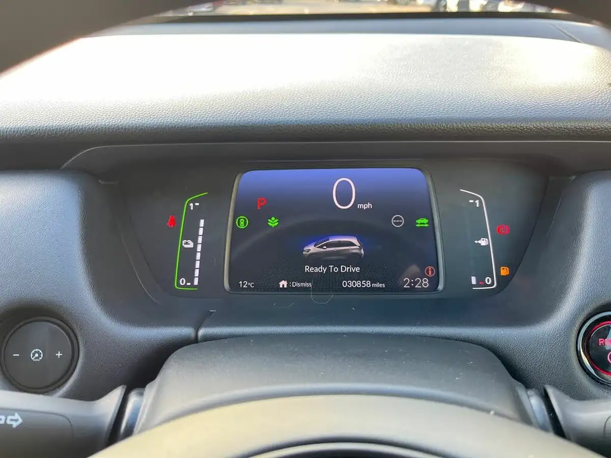2021-honda-jazz-15-i-mmd-sr-107ps-big-25