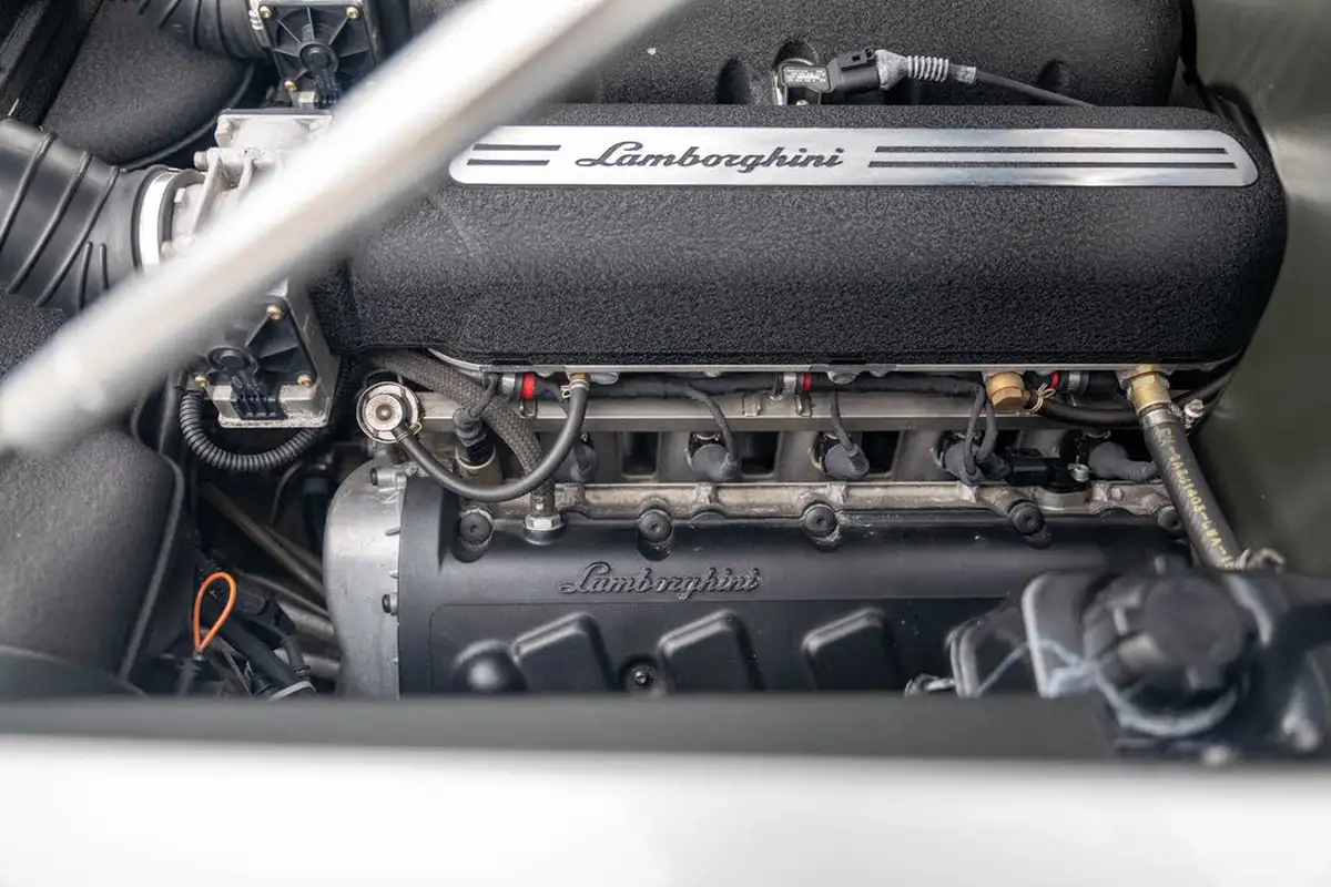 2004-lamborghini-gallardo-50-big-56