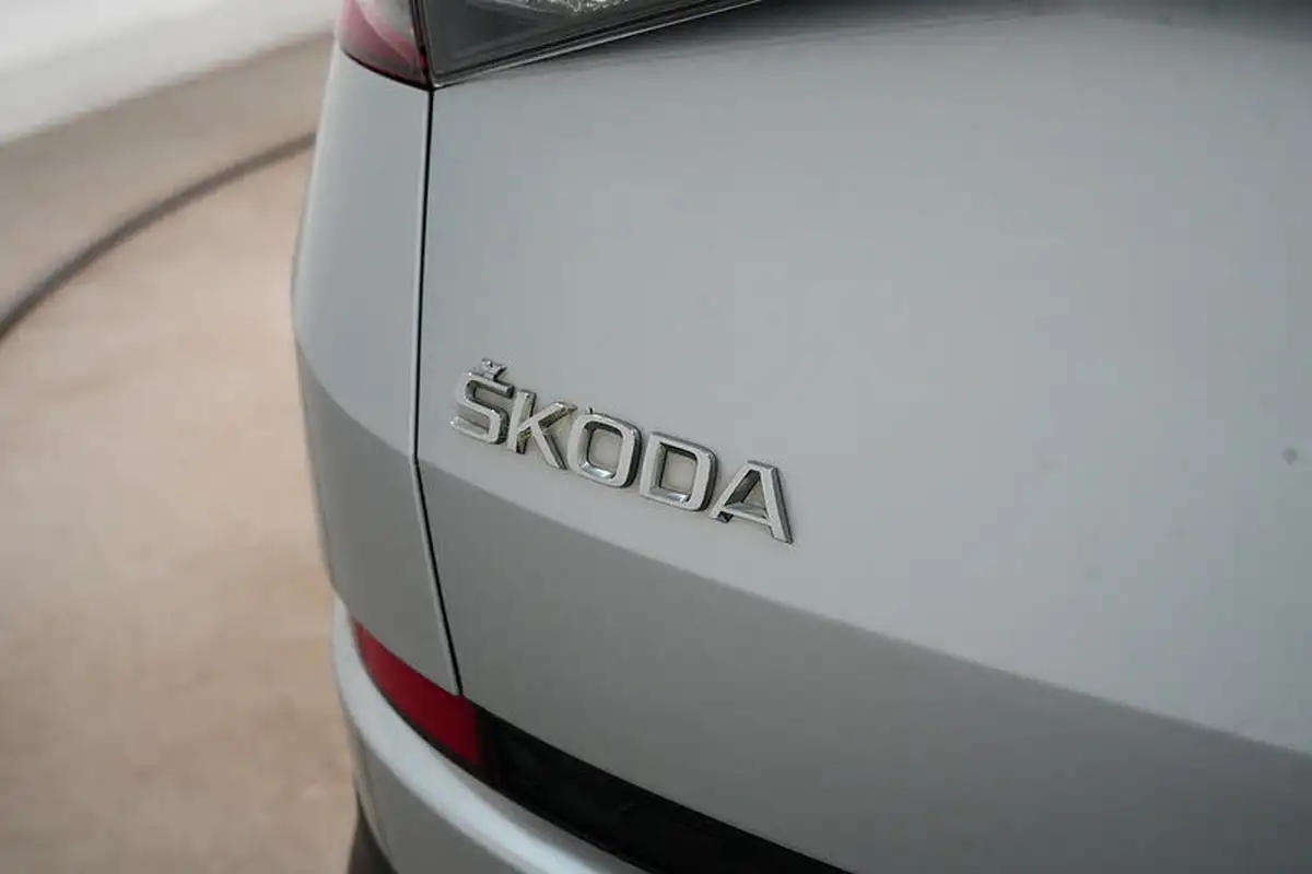 2018-skoda-kodiaq-20-tsi-se-l-180ps-5-seatsss-big-14