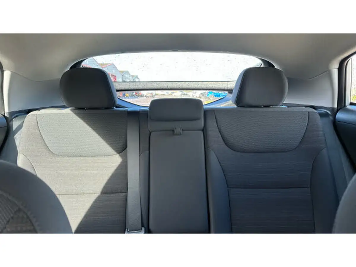 2018-hyundai-ioniq-16-gdi-premium-hybrid-big-14