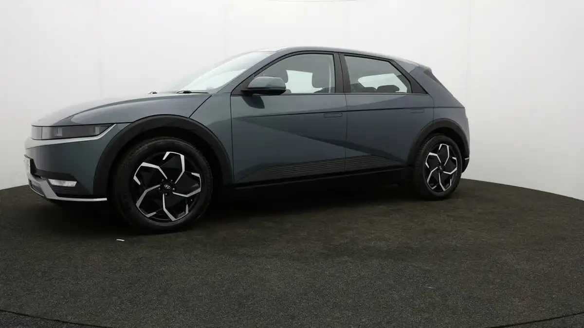 2022-hyundai-ioniq-5-e-se-connect-big-61