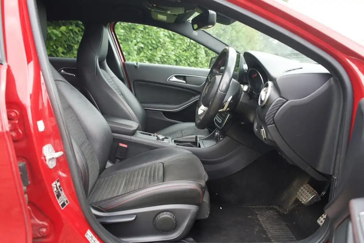 2016-mercedes-benz-a-class-21d-a200d-amg-line-136ps-premiumss-7g-dct-big-11