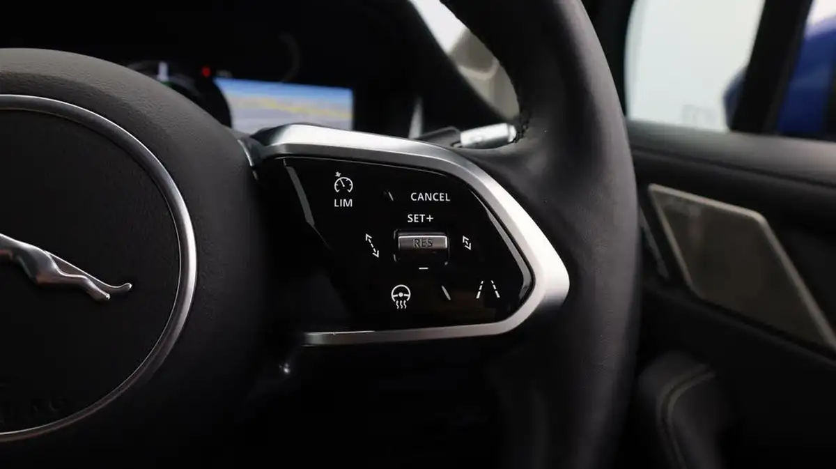 2019-jaguar-i-pace-ev400-hse-big-27
