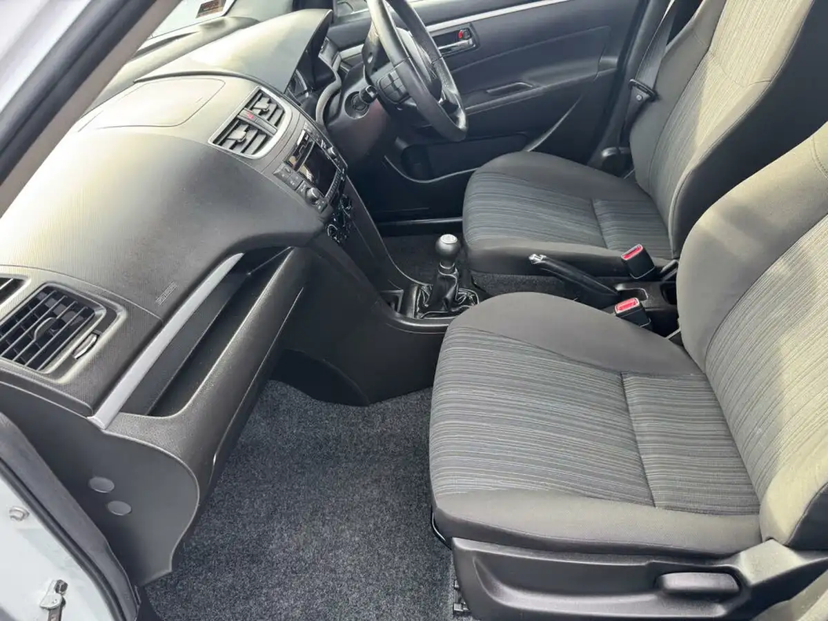 2014-suzuki-swift-12-sz3-94ps-5d-big-16