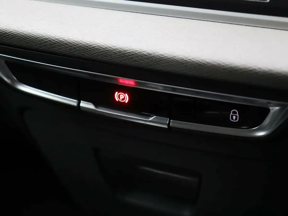 2022-citroen-grand-c4-spacetourer-15bluehdi-sense-big-33