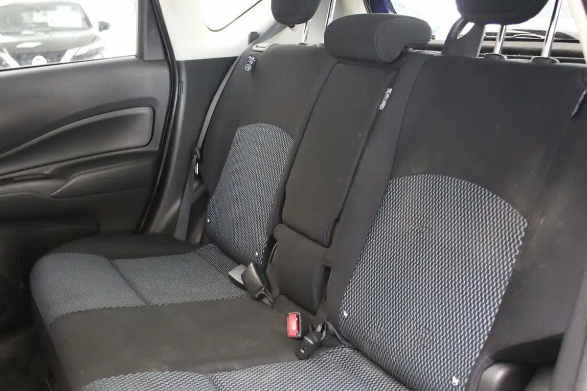 2015-nissan-note-12-n-tec-big-22