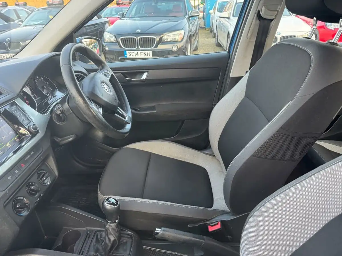 2016-skoda-fabia-14tdi-se-hatchback-big-10