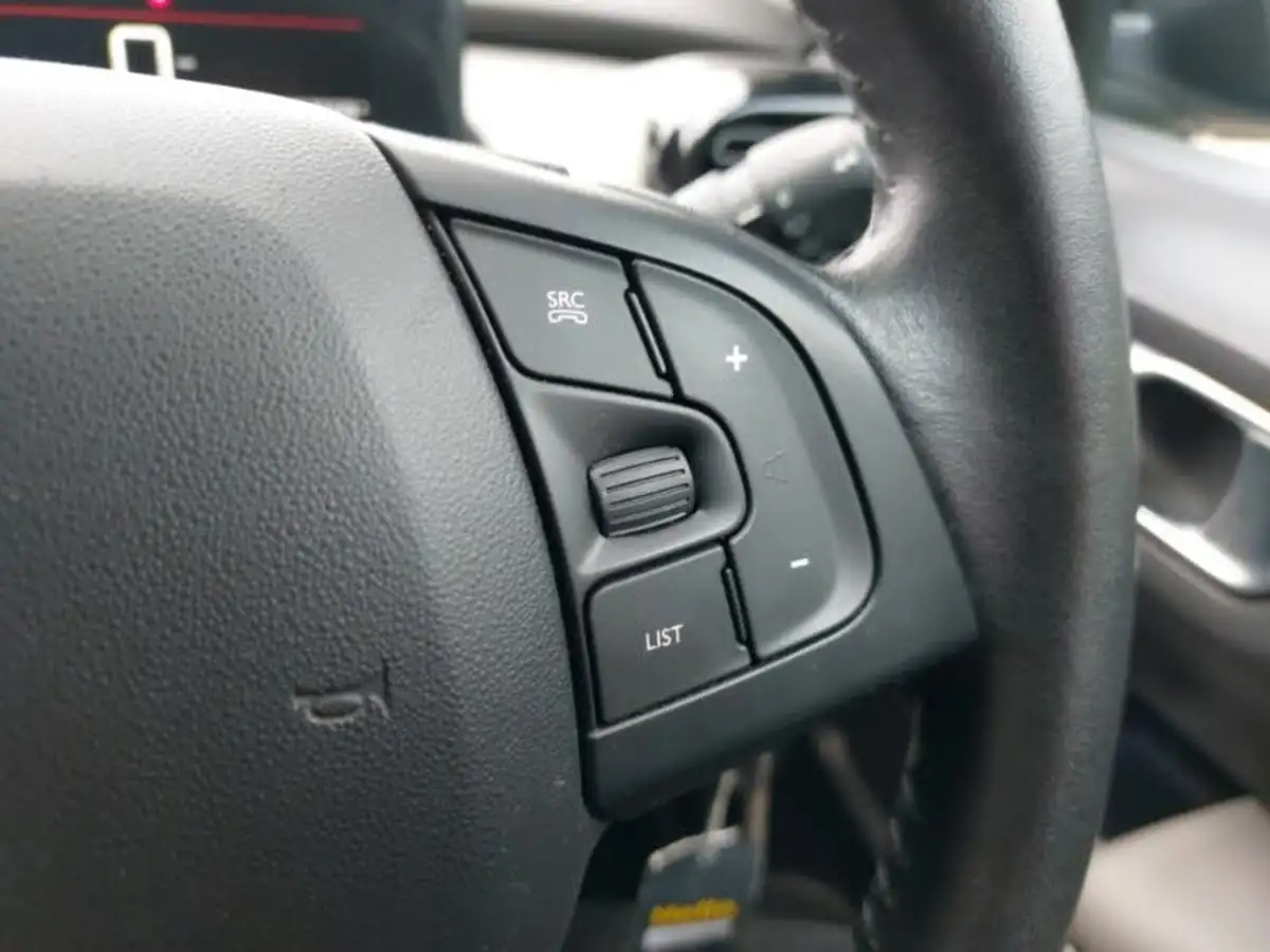 2019-citroen-c4-cactus-12-puretech-feel-130ps-big-14