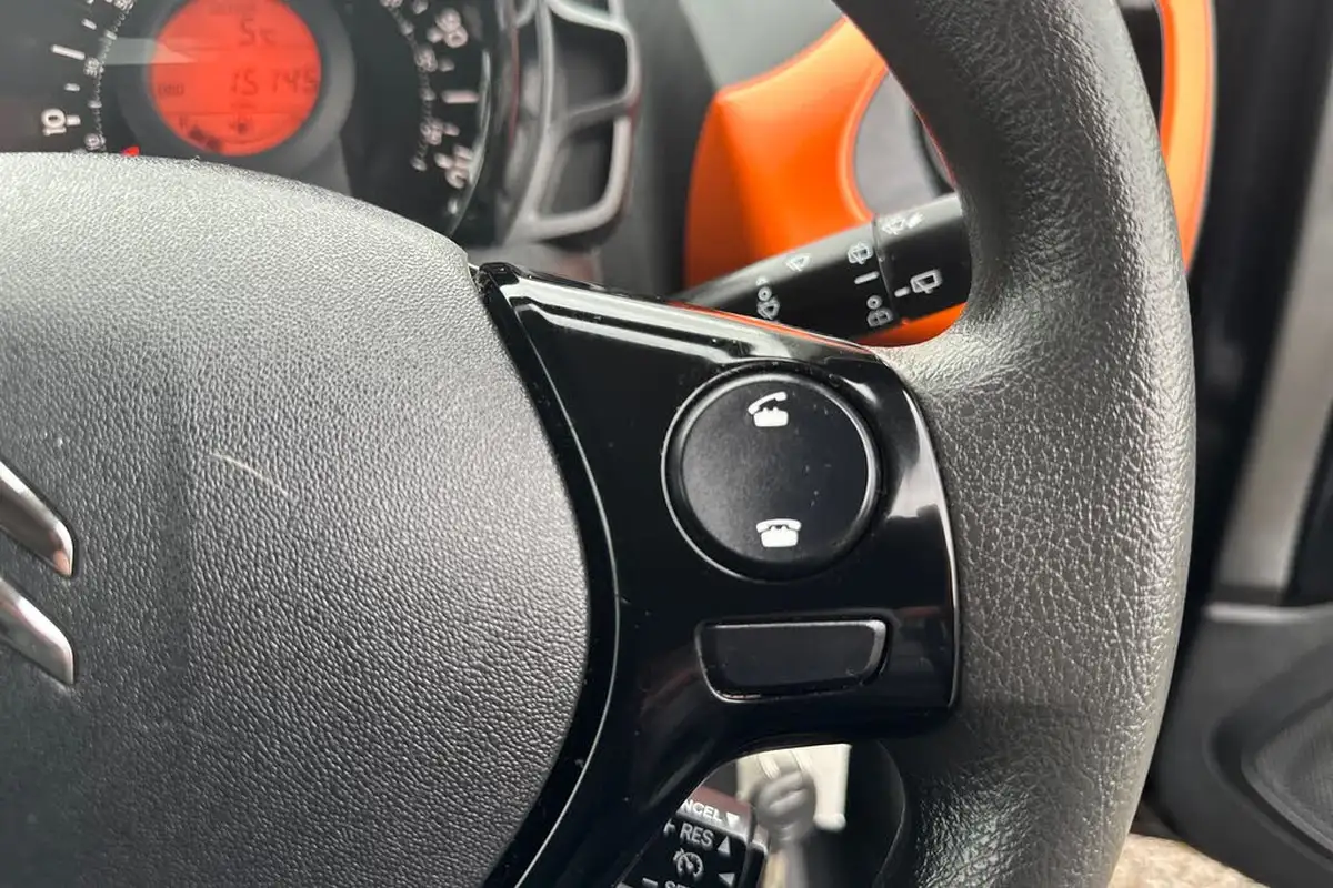 2019-citroen-c1-10-vti-airscape-urban-ride-big-31