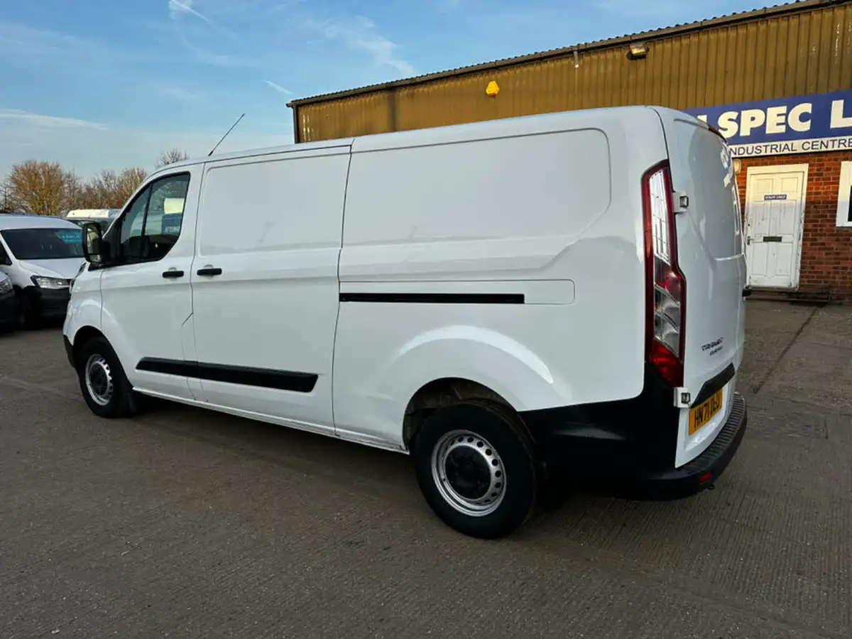 2021-ford-transit-custom-20tdci-300-l2h1-leader-130pseu6dt-panel-van-big-6
