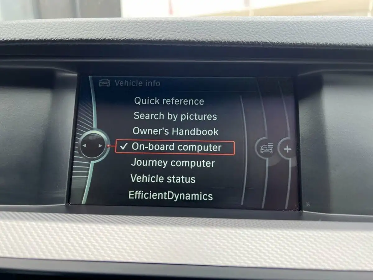 2012-bmw-5-series-20td-520d-m-sport-184bhp-blueperformance-saloon-4d-auto-big-21