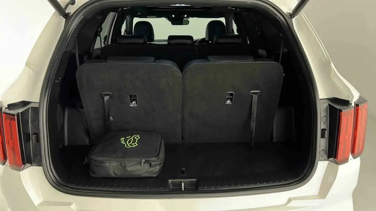 2021-kia-sorento-16-t-gdi-4-261bhp-phev-big-11