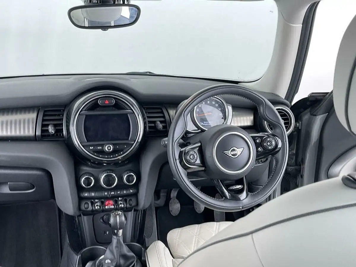 2019-mini-cooper-20-cooper-s-exclusive-189bhp-nav-hatchback-3d-big-28
