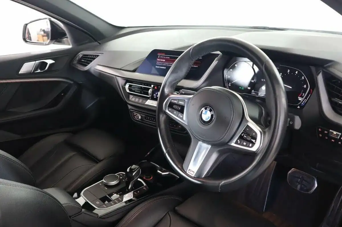 2021-bmw-1-series-15-118i-m-sport-lcp-dct-big-18