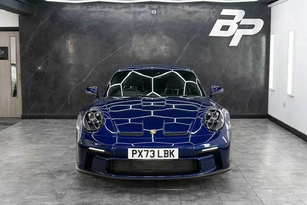 2023-porsche-911-40-gt3-touring-package-pdk-big-29