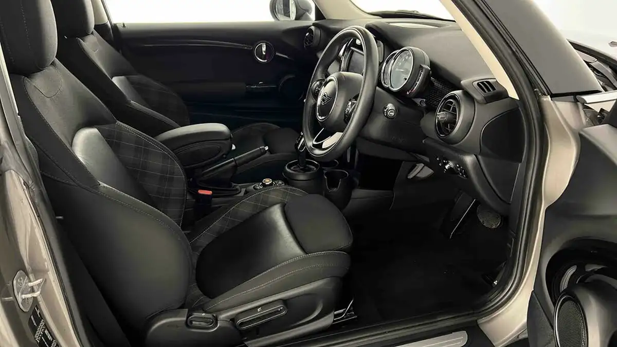 2019-mini-cooper-20-cooper-s-classic-189bhp-hatchback-3d-auto-big-14