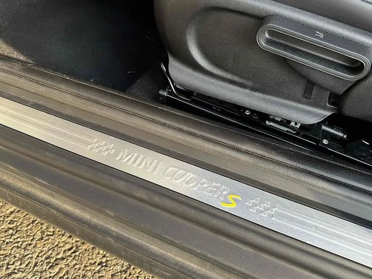 2021-mini-cooper-e-cooper-s-2-big-36