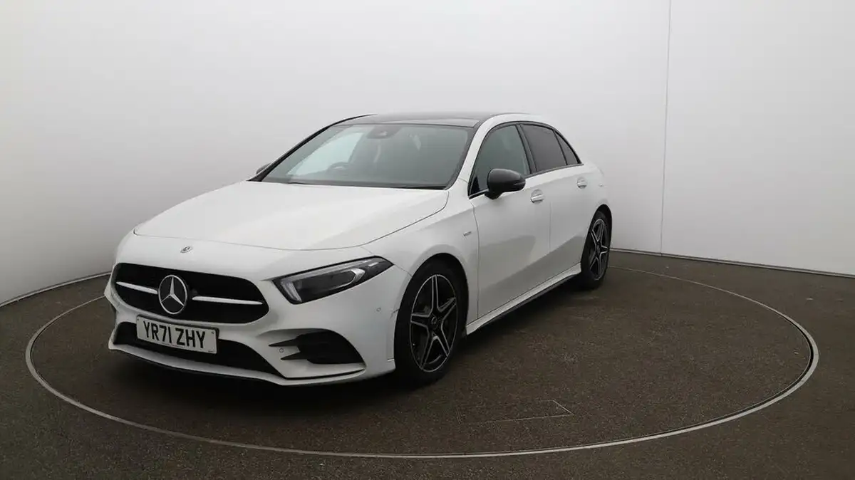 2021-mercedes-benz-a-class-13-a200-amg-line-premium-plus-edition-hatchback-5d-7g-dct-big-39