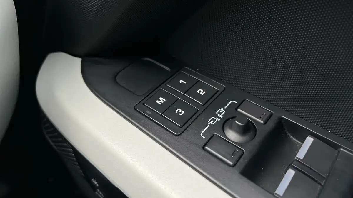 2022-land-rover-110-defender-30-d250-x-dynamic-se-big-24