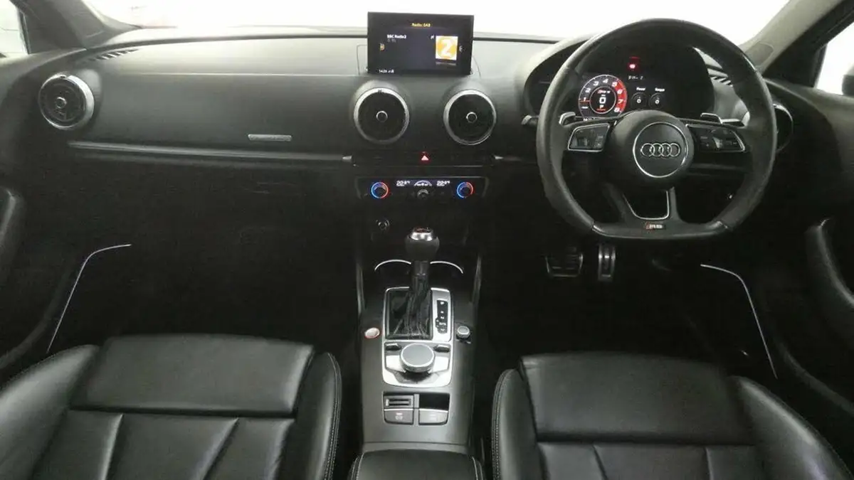 2020-audi-rs3-25-tfsi-saloon-4d-big-5