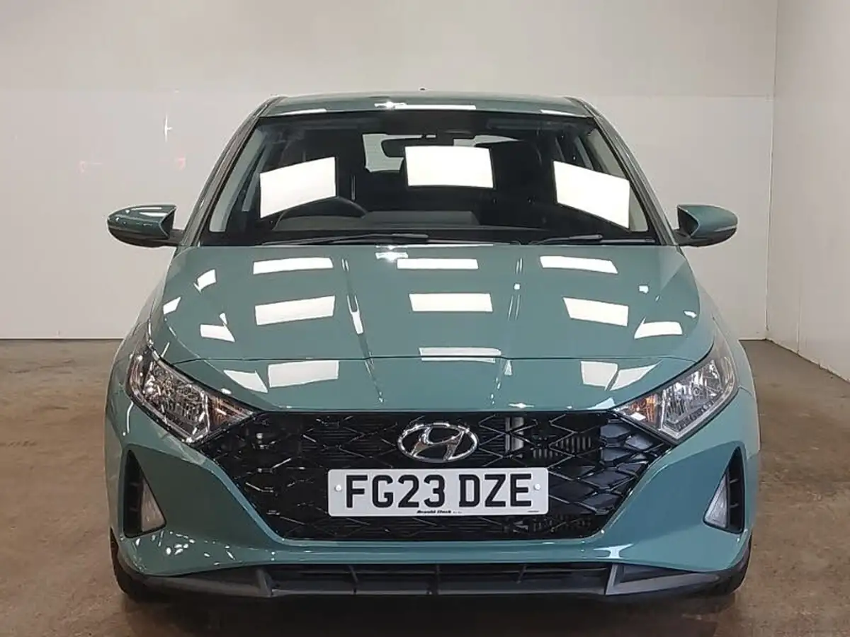 2023-hyundai-i20-10-t-gdi-se-connect-dct-big-18