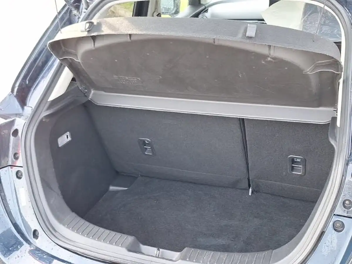 2017-mazda-mazda2-15-sport-nav-90ps-big-7