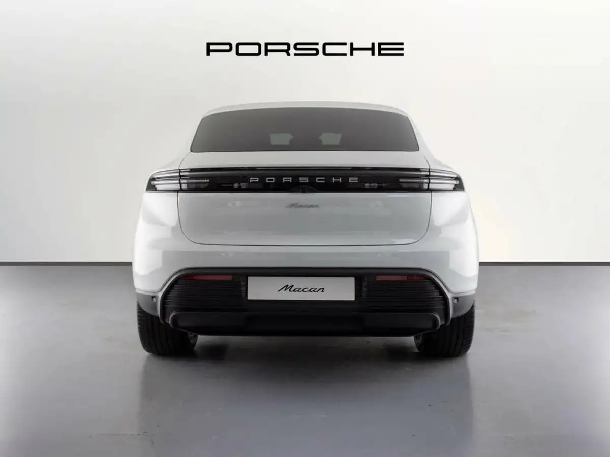 2025-porsche-macan-e-electric-big-10