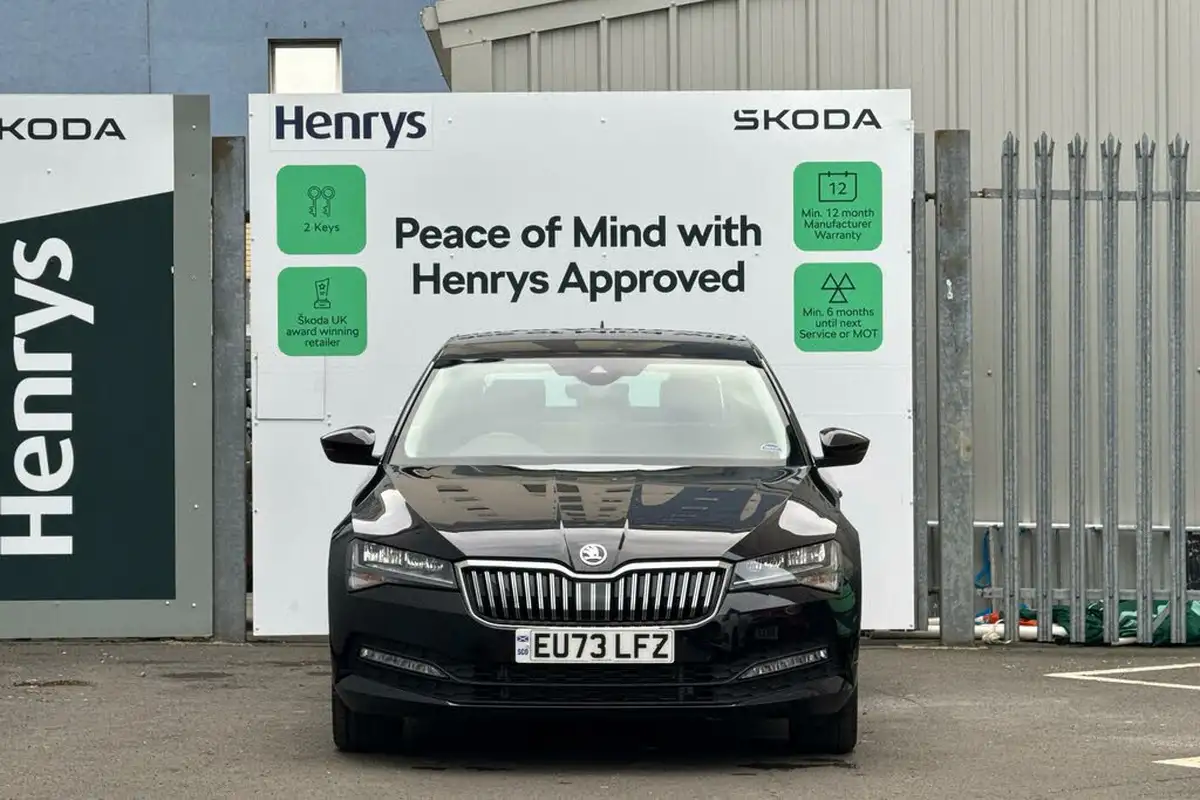 2023-skoda-superb-20tdi-se-technology-hatchback-dsg-big-6