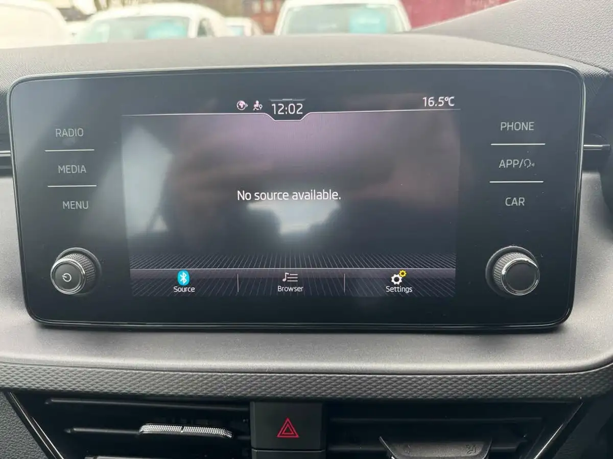 2020-skoda-kamiq-15-tsi-se-big-34