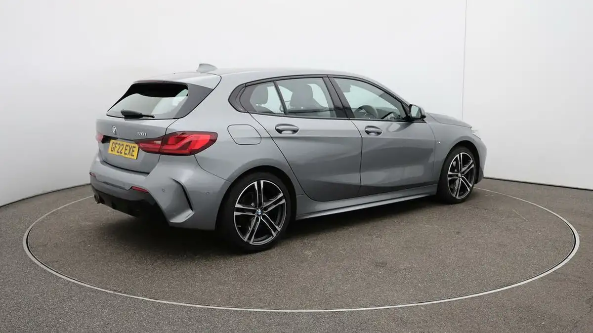 2022-bmw-1-series-15-118i-m-sport-lcp-dct-big-45