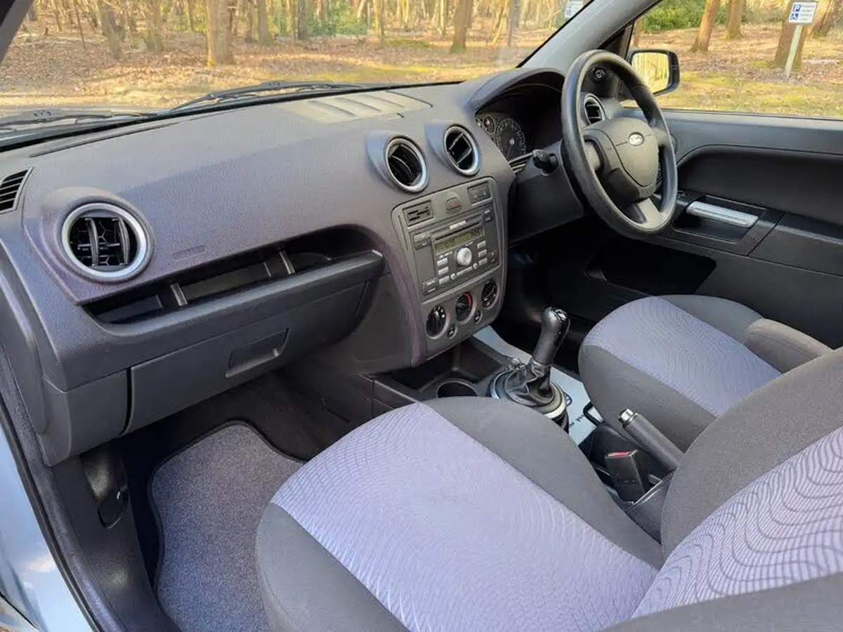 2008-ford-fusion-14-zetec-climate-durashift-est-big-16