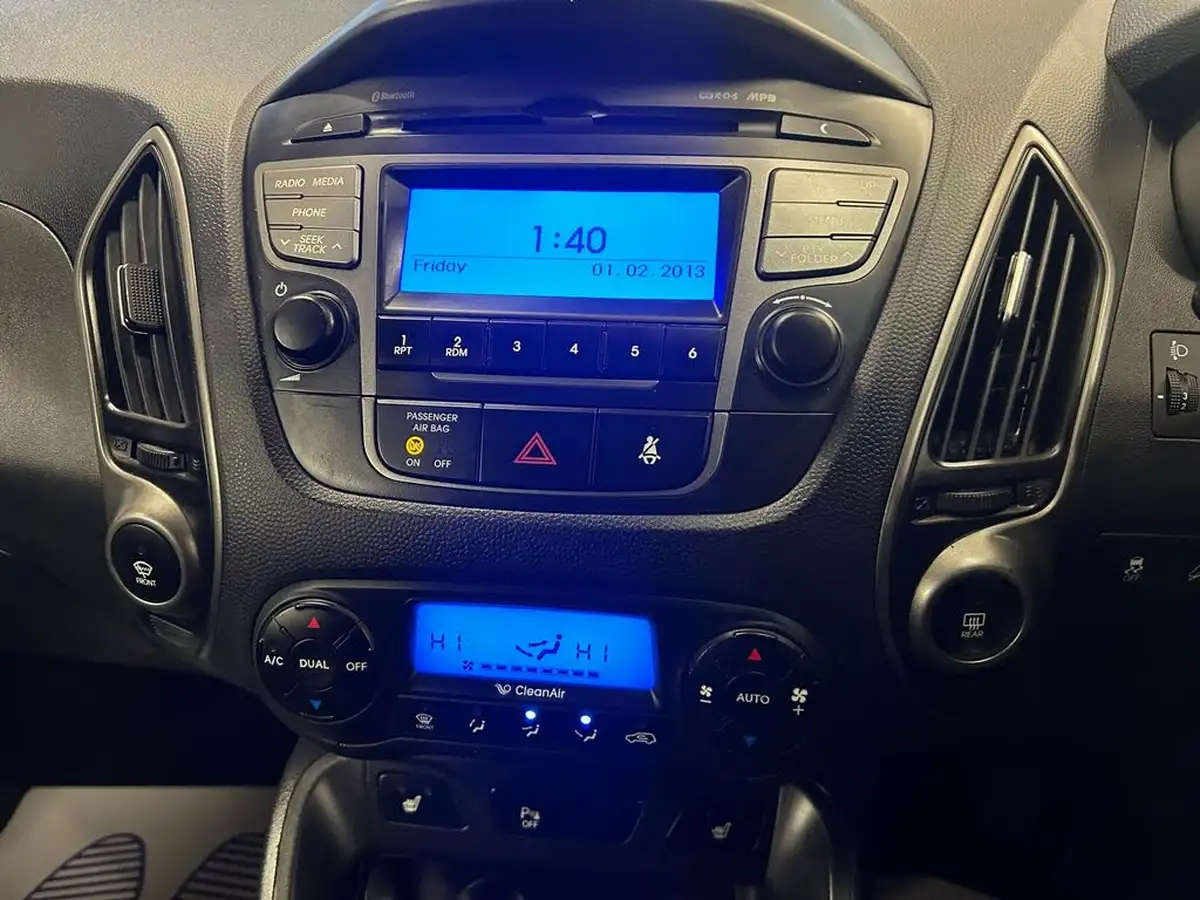 2013-hyundai-ix35-17td-se-big-16