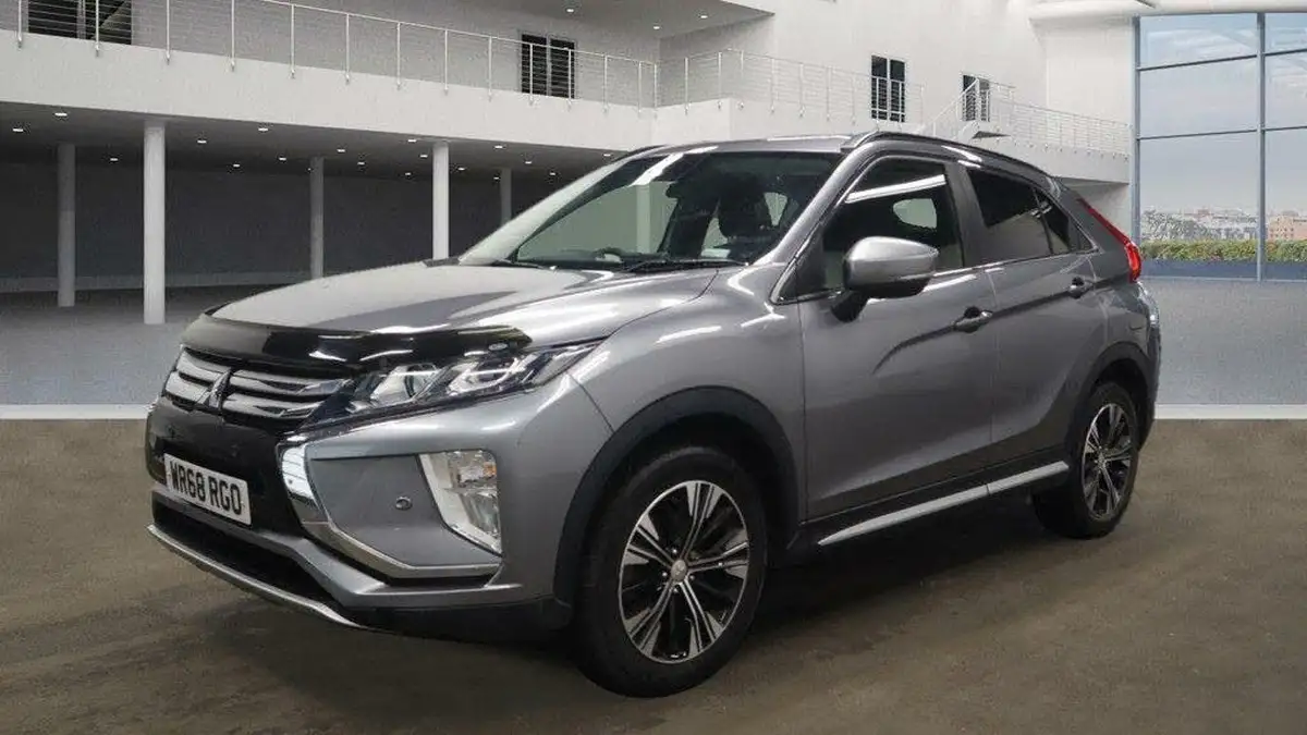 2018-mitsubishi-eclipse-cross-15-3-auto-big-1