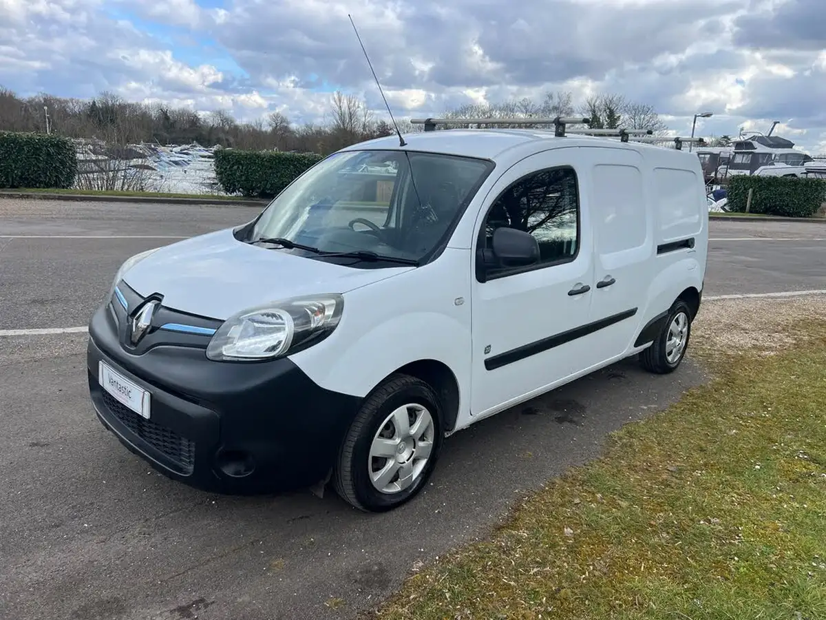 2018-renault-kangoo-e-maxi-ze-big-14