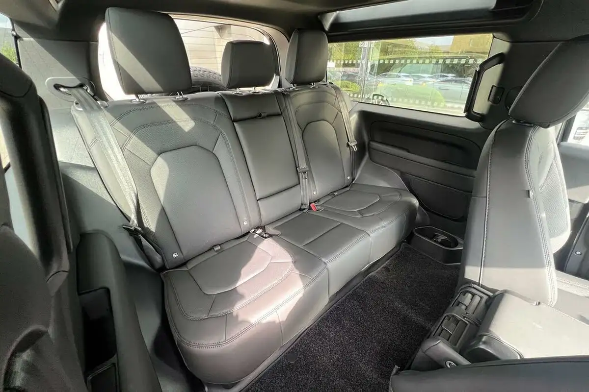 2024-land-rover-90-defender-30-d350-x-dynamic-se-big-29