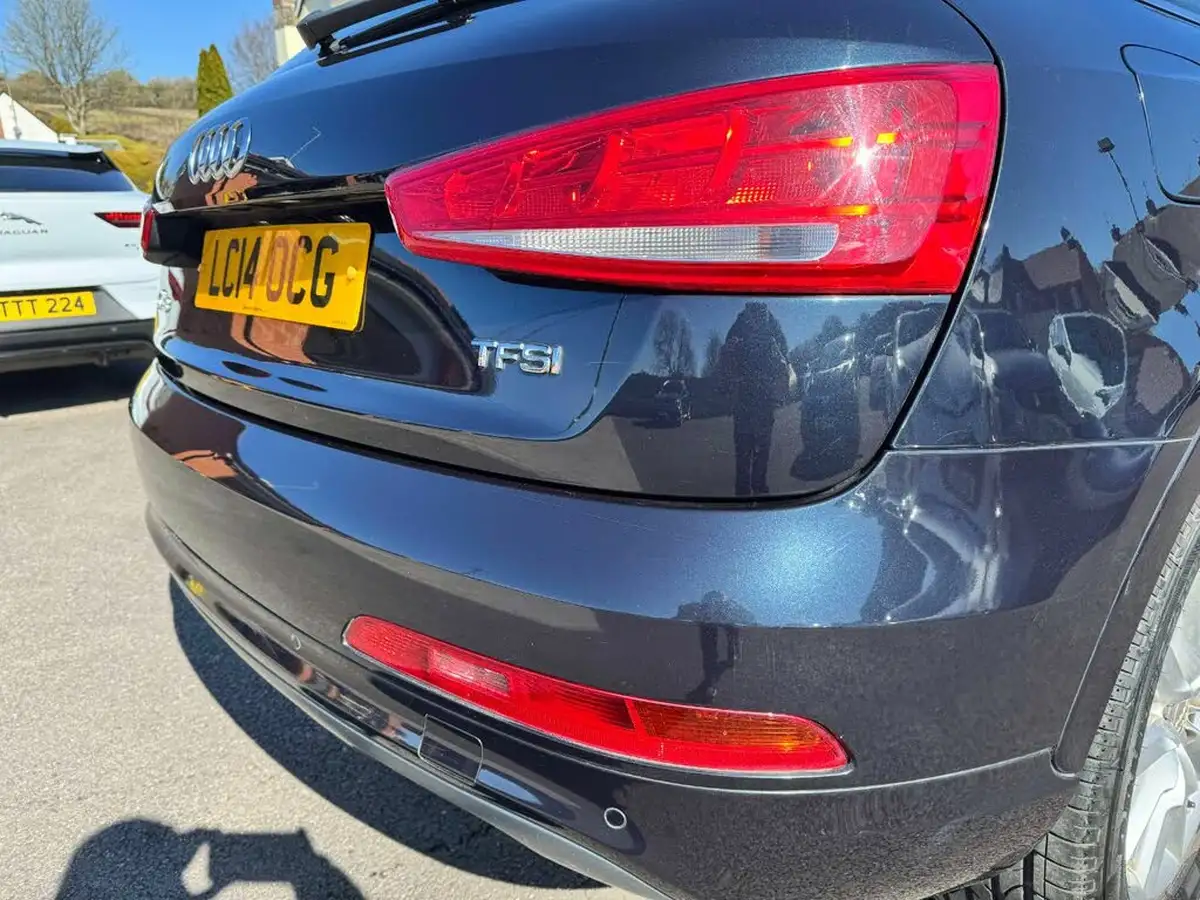 2014-audi-q3-14-se-tfsi-s-tronic-big-26