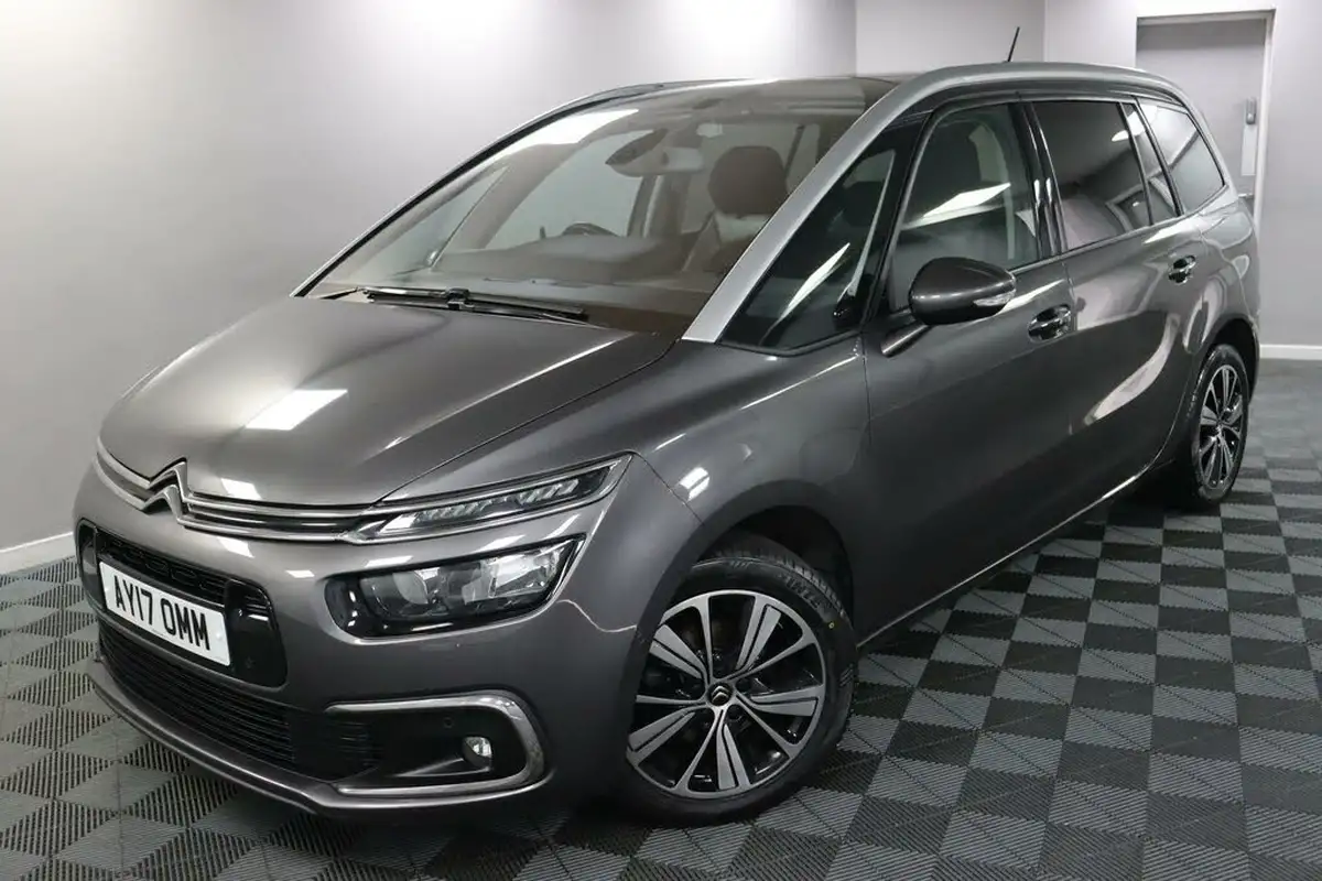 2017-citroen-grand-c4-picasso-16bluehdi-flair-eat6-big-19