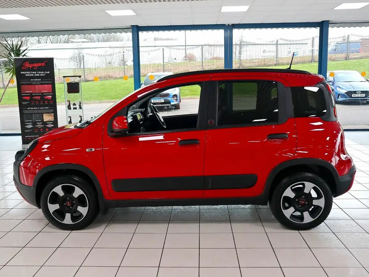 2022-fiat-panda-10-red-big-9