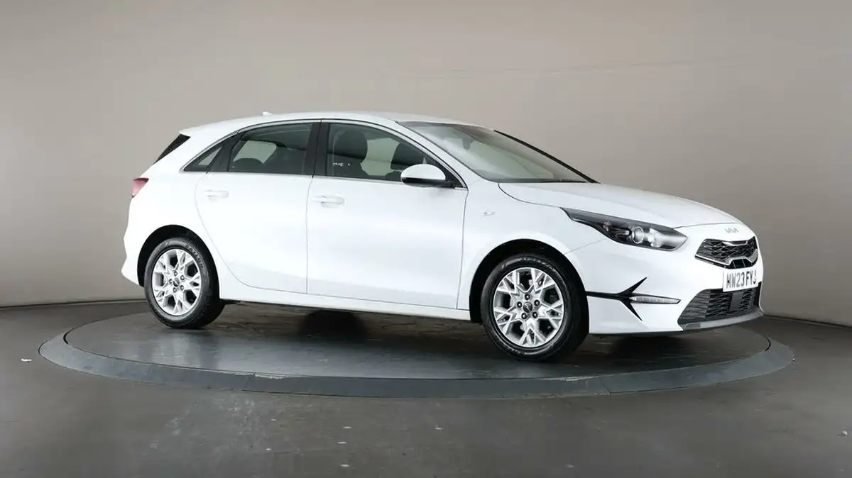 2023-kia-ceed-15-t-gdi-2-158bhp-non-adap-hatchback-big-53
