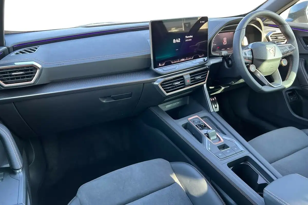 2025-cupra-formentor-15-e-hybrid-v2-big-1