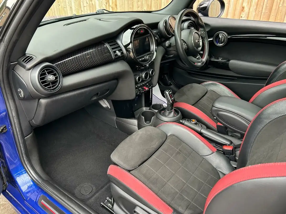 2019-mini-cooper-20-cooper-s-sport-189bhp-hatchback-3d-auto-big-30