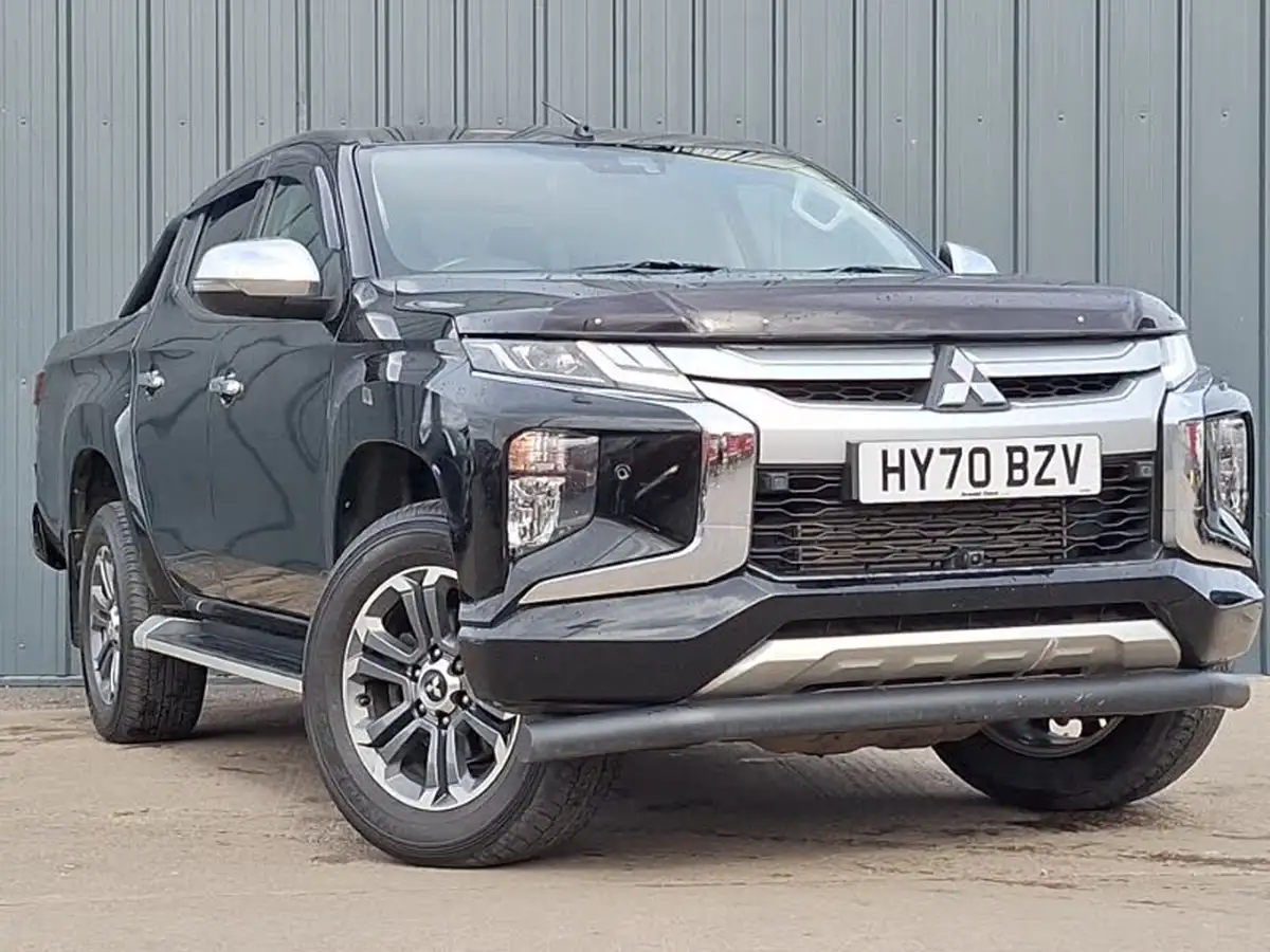 2021-mitsubishi-l200-22di-d-barbarian-x-big-0