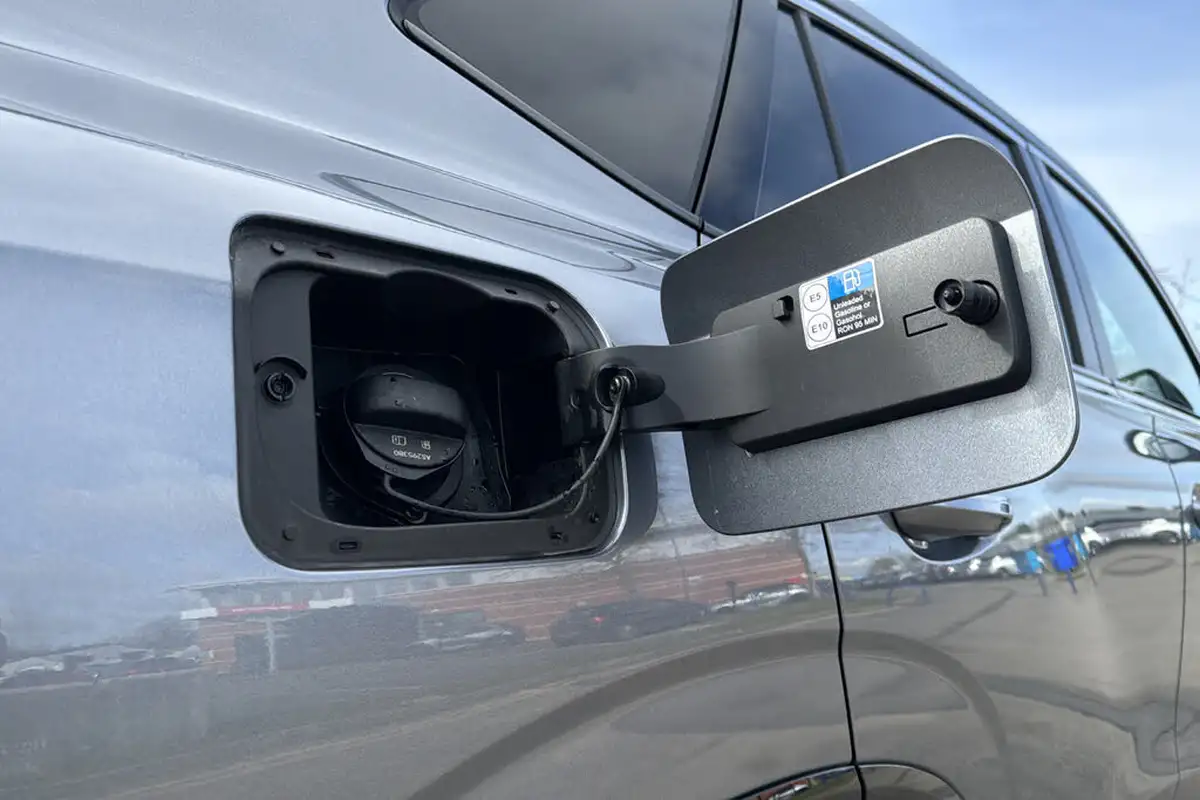 2024-mg-hs-15t-gdi-trophy-273ps-plug-in-hybrid-1496cc-auto-big-29