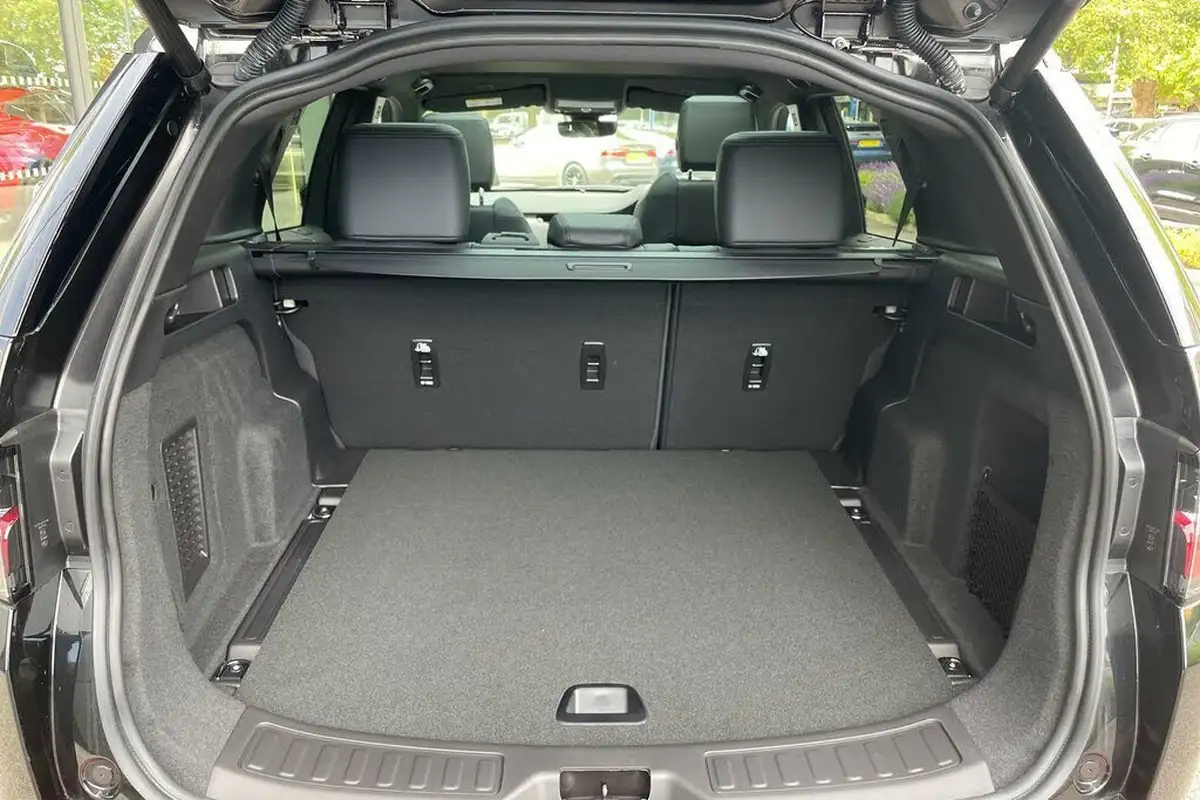 2024-land-rover-discovery-sport-15-p300e-dynamic-se-big-23