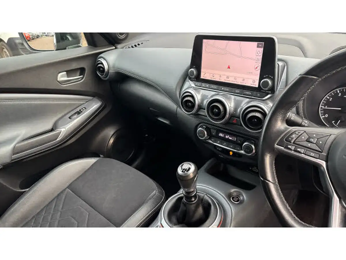 2021-nissan-juke-10-dig-t-tekna-big-13