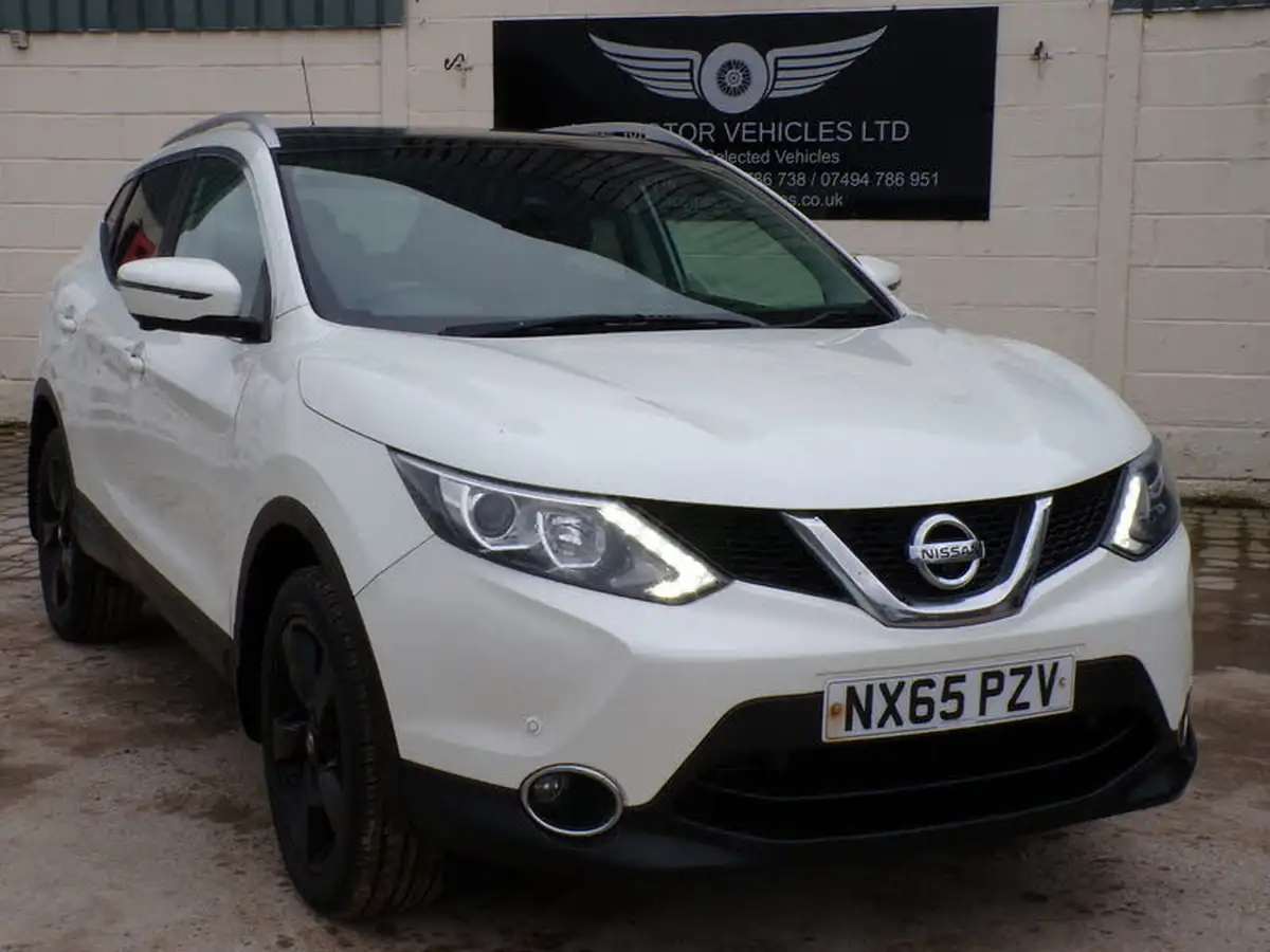 2015-nissan-qashqai-16dci-n-tec-big-1