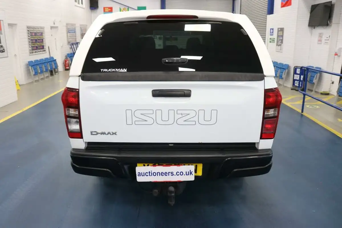 2018-isuzu-d-max-19td-utility-4x4-double-pickup-big-6