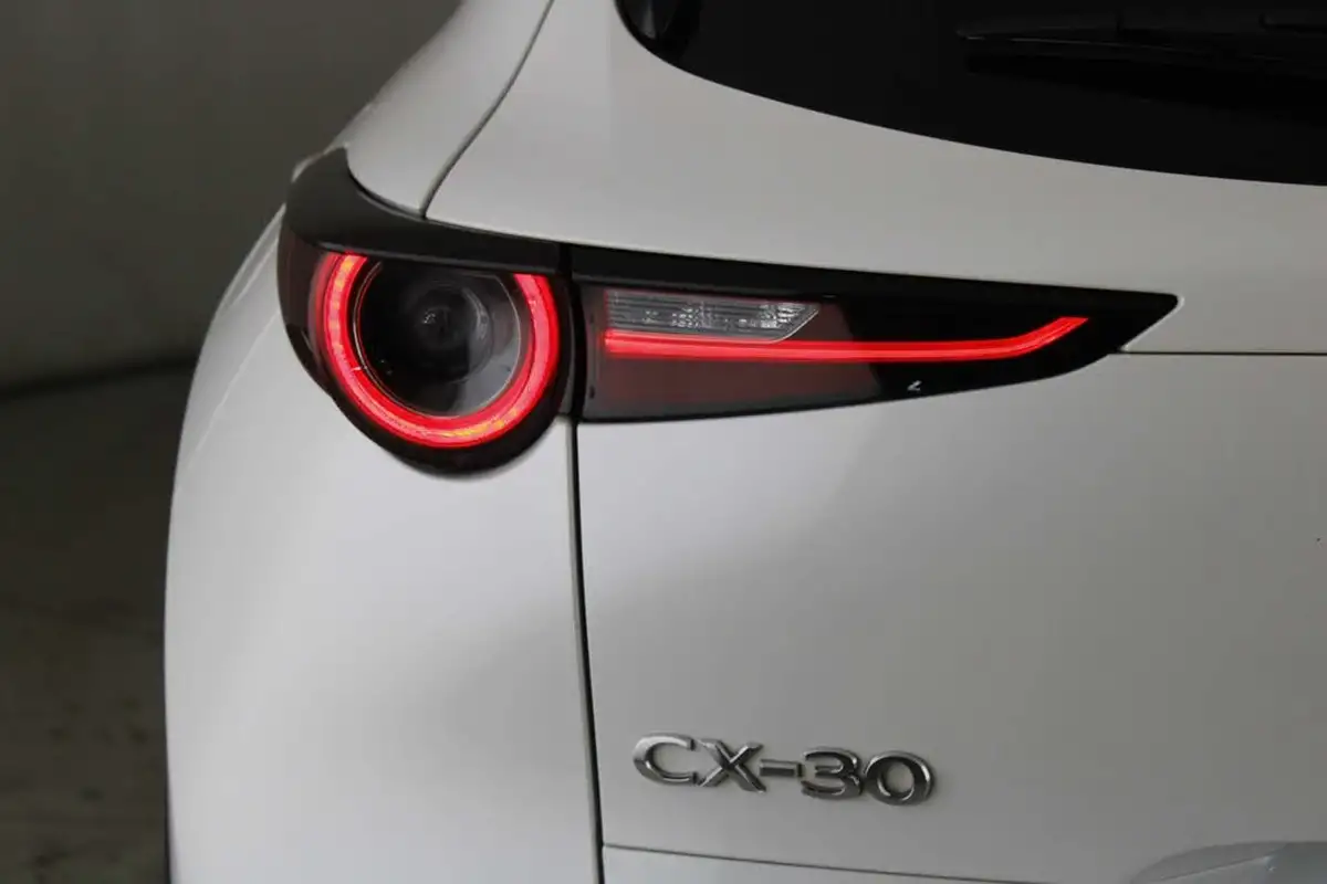 2021-mazda-cx-30-20-skyactiv-x-100th-anniversary-edition-big-10